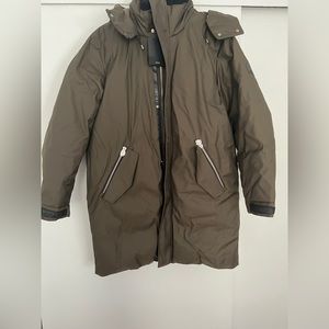 Selling brand new men’s Mackage jacket. Very warm and cozy